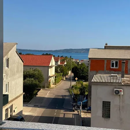 Dora Daire Kastela